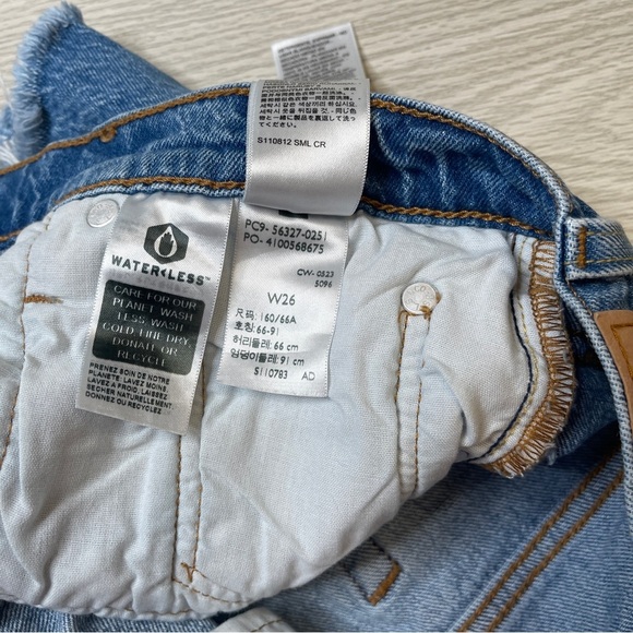 Levi’s 501 Short Raw Hen Destroyed Blue Jean Shorts Button Fly Womens size W26 - Picture 9 of 12